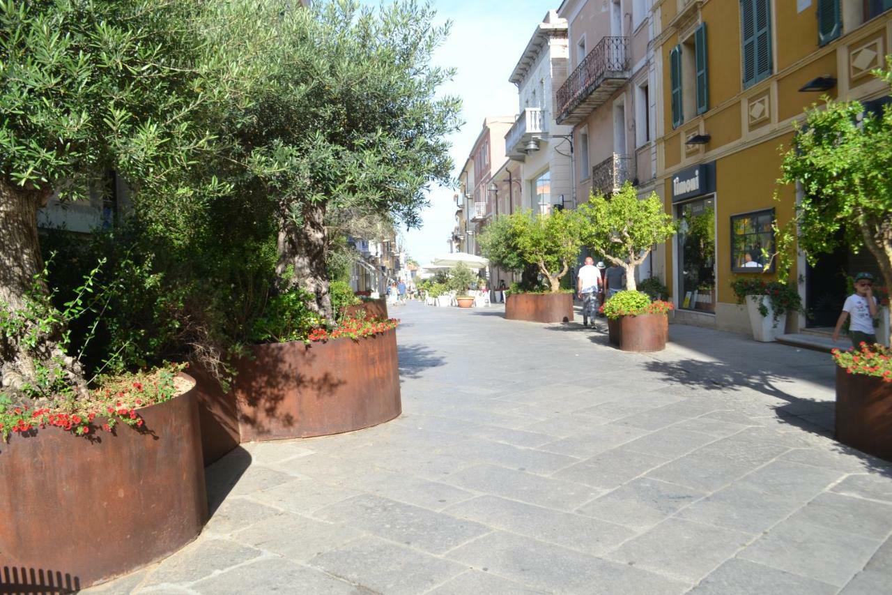 Domo'E Sorres Hotel Olbia Eksteriør billede